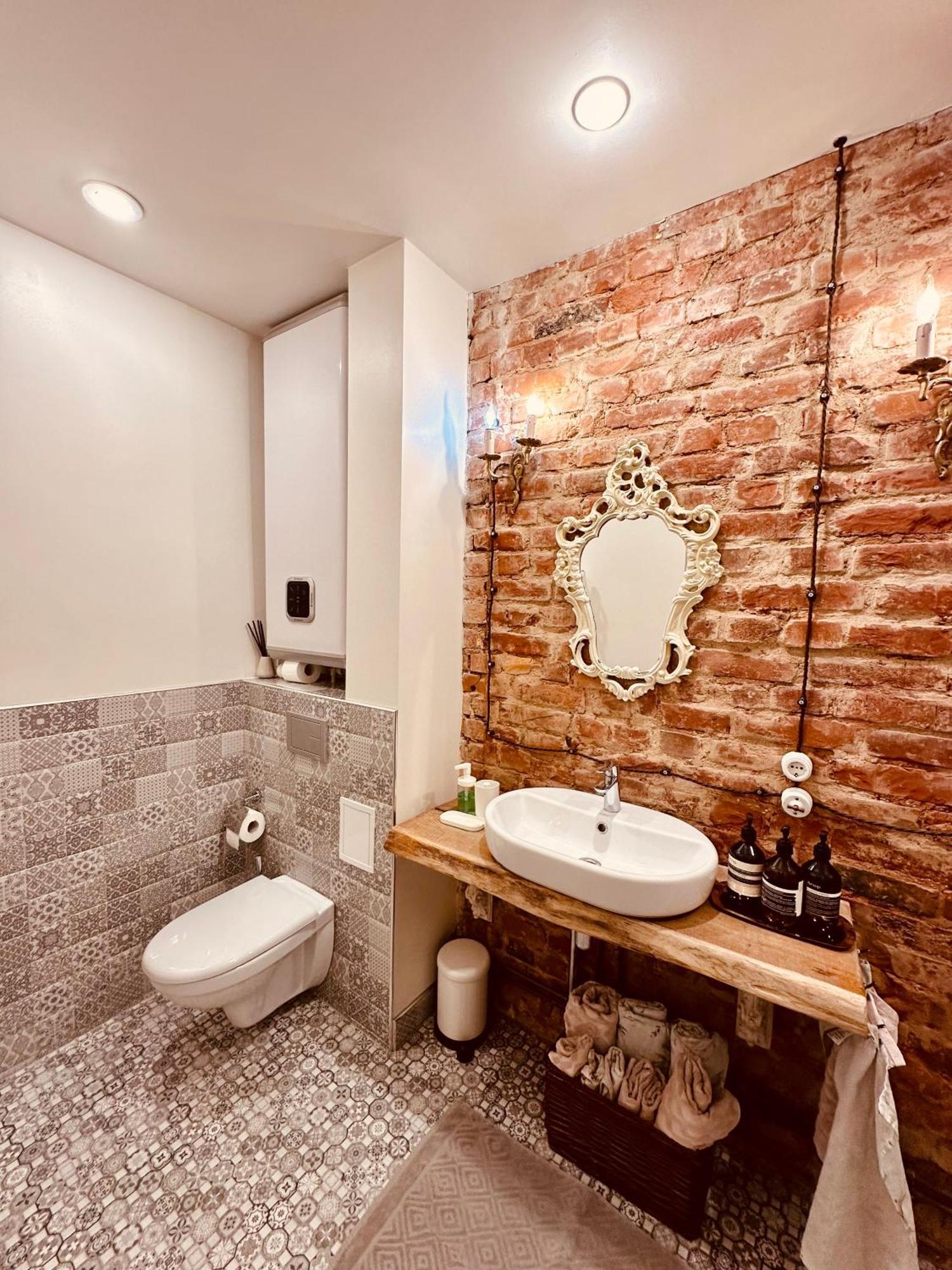 Sophisticated Art Deco Near Sea, Centre And Parks Apartment Ventspils Ngoại thất bức ảnh